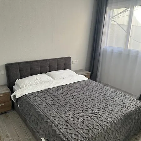 Emerald Luxe شقة أيا نابا